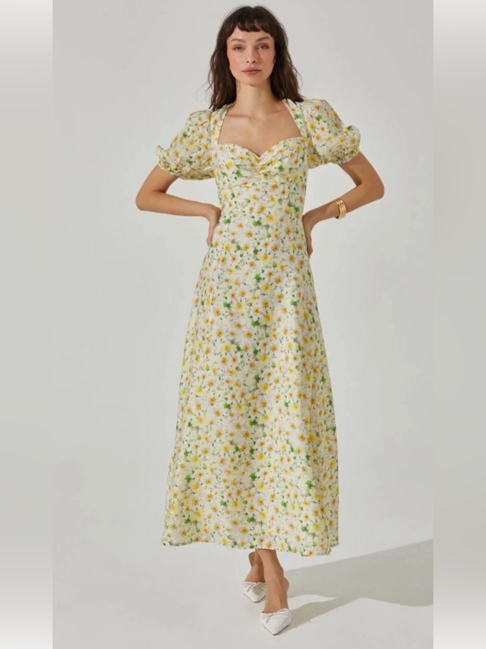 Puff Sleeve Sweetheart Midi Dress by ASTR the Label white / yellow size S